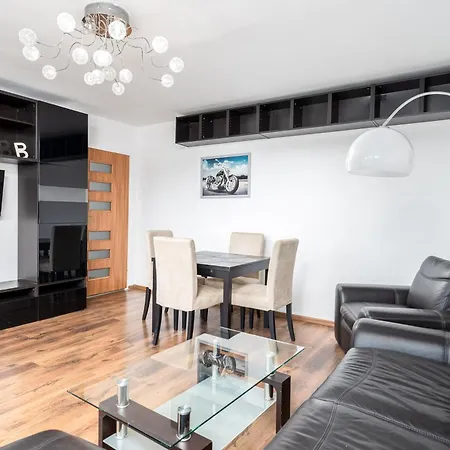 Stojalowskiego 3-bedroom Apartamento